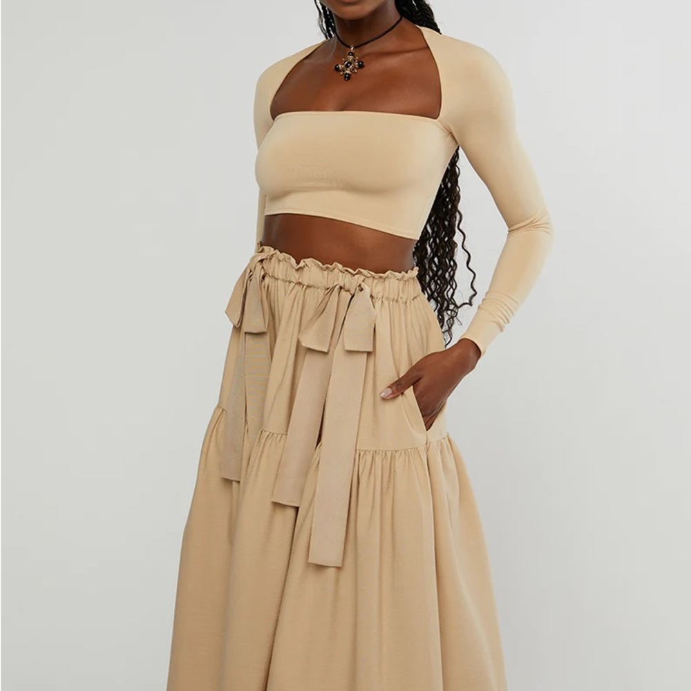 WEWOREWHAT LONG SLEEVE BANDEAU TOP
